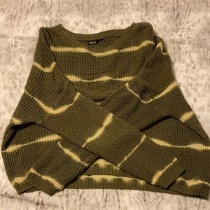 Knit olive green and cream horizontal stripped sweater